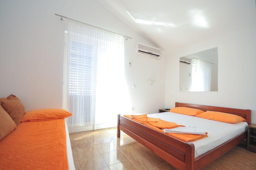 Ana Apartment Budva